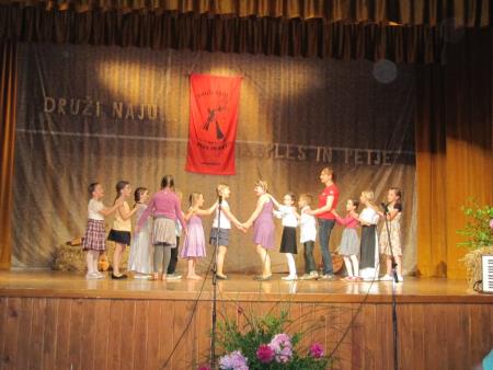 Druži naju ples in petje – prireditev Folklorne skupine KUD Razkrižje 6